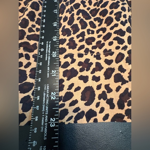 Crown & Ivy Brown Black Peter Pan Collar Blouse NWT size Small - Picture 10 of 10